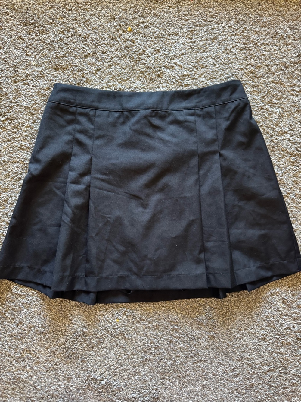HALARA Black Pleated Mini Skirt
